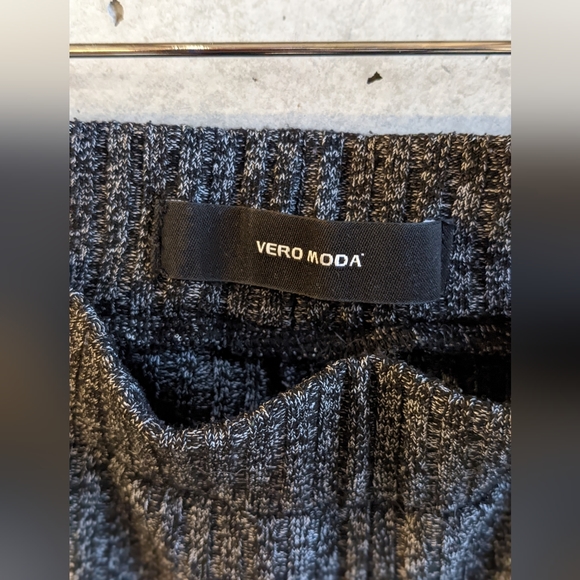 Vero Moda Grey Rib Flare Pants Size S - Picture 6 of 6